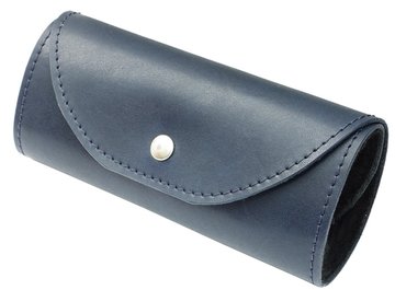 námořnická modrá